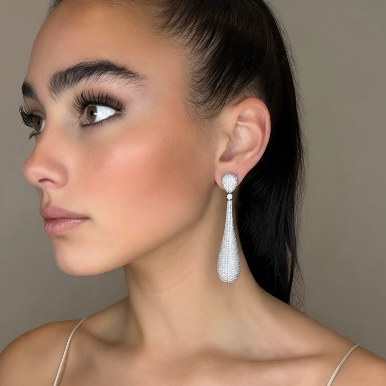The Veda Pave Drop
