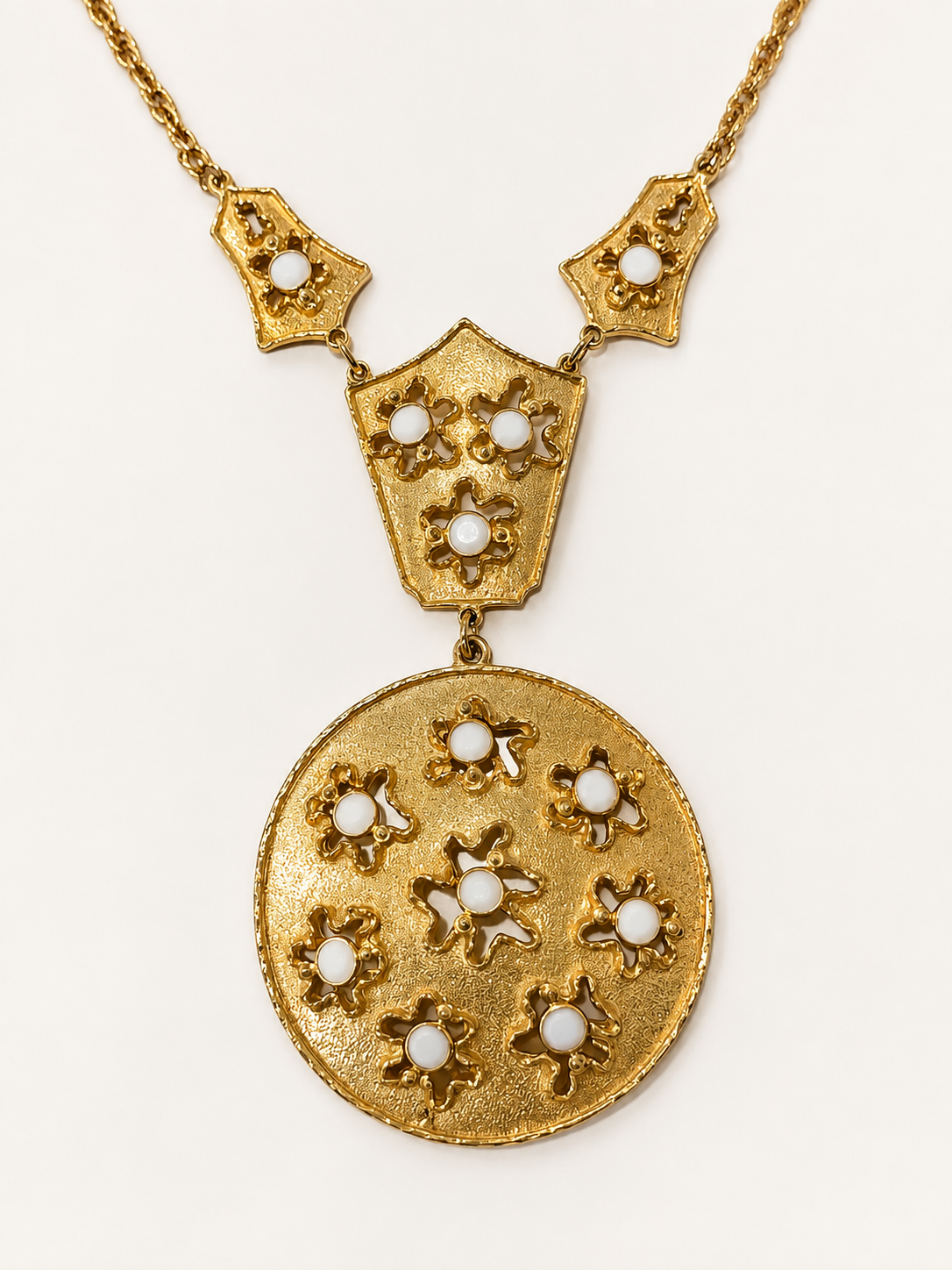 Vintage White Agate Medallion Necklace