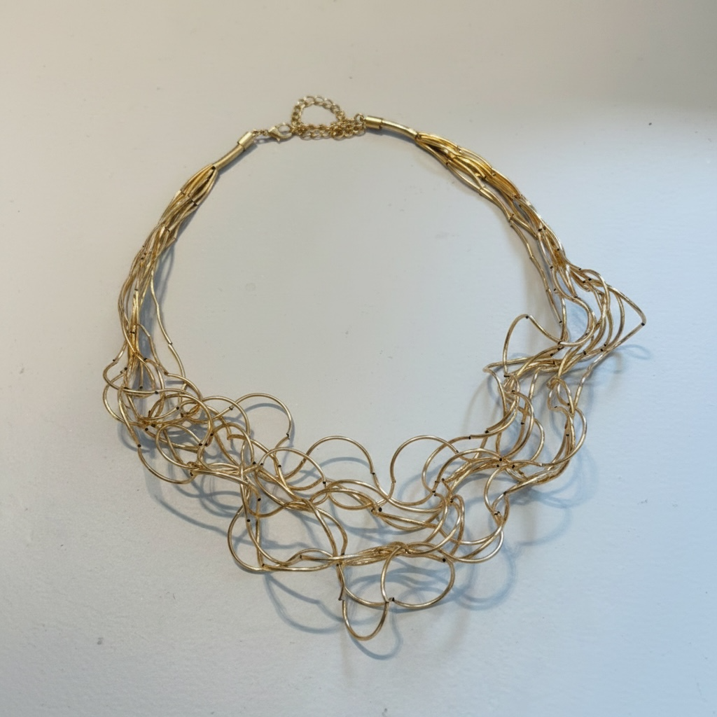 Lacey Swirl Necklace