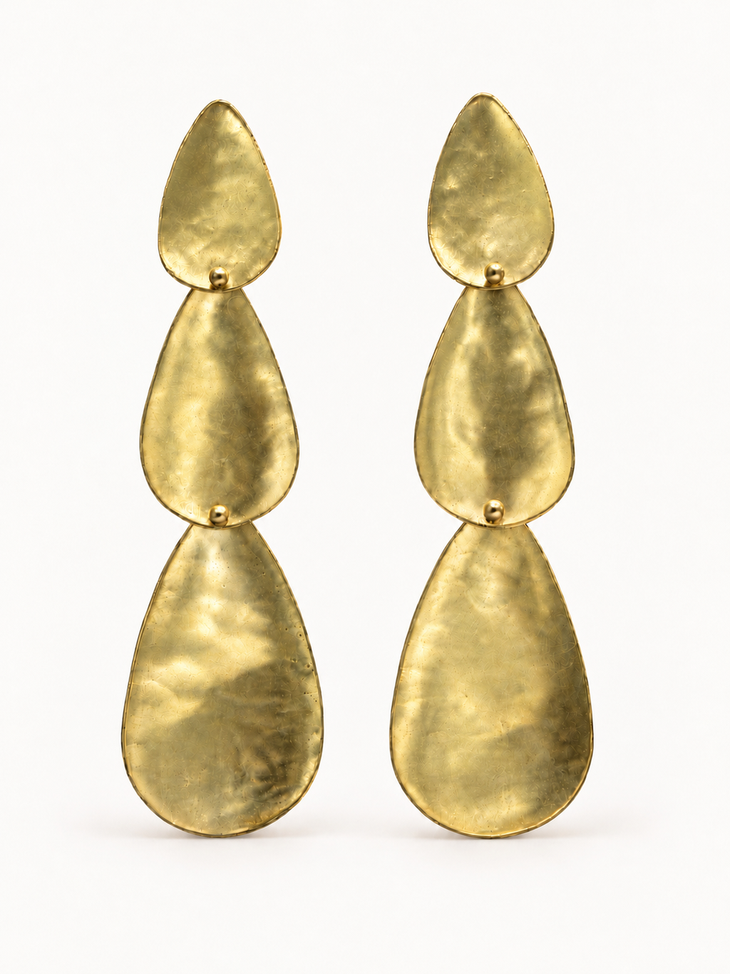 Sculptural Triáda Teardrop Gold